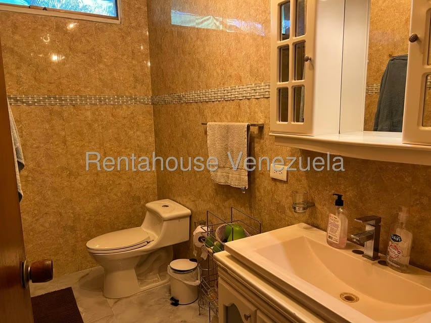 Casa (Duplex) en Venta en Colinas de Vista Alegre, Distrito Metropolitano - 30