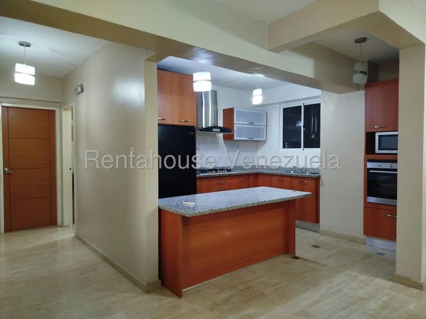Apartamento (1 Nivel) en Alquiler en Andres Bello, Aragua - 11