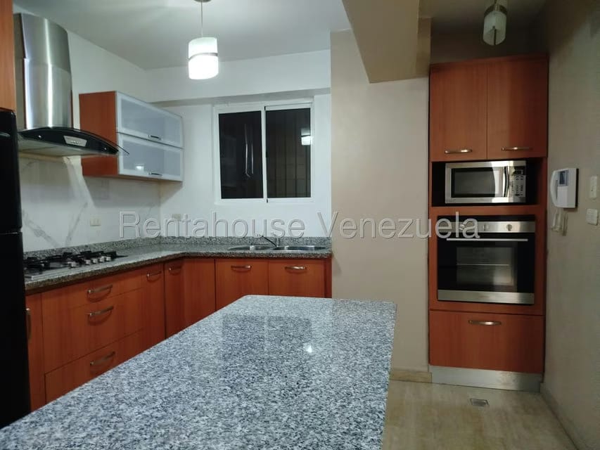 Apartamento (1 Nivel) en Alquiler en Andres Bello, Aragua - 12