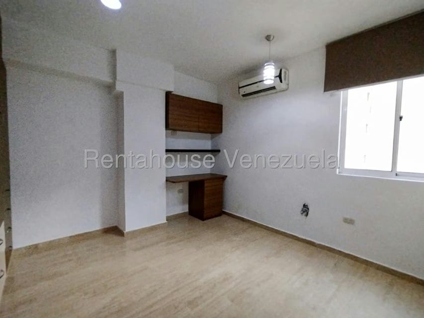 Apartamento (1 Nivel) en Alquiler en Andres Bello, Aragua - 19