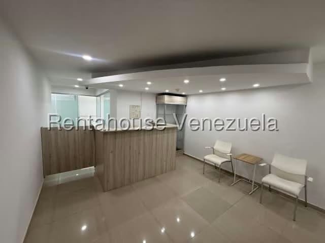 Comercial (Oficina) en Alquiler en Los Ruices, Distrito Metropolitano - 2
