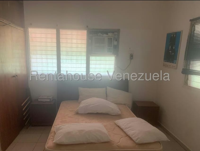 Casa (Casas de Playa) en Venta en Corrales, Miranda - 11