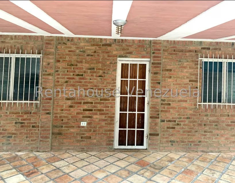 Casa (Casas de Playa) en Venta en Corrales, Miranda - 3