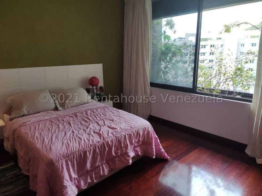 Apartamento (1 Nivel) en Venta en Los Chorros, Distrito Metropolitano - 23