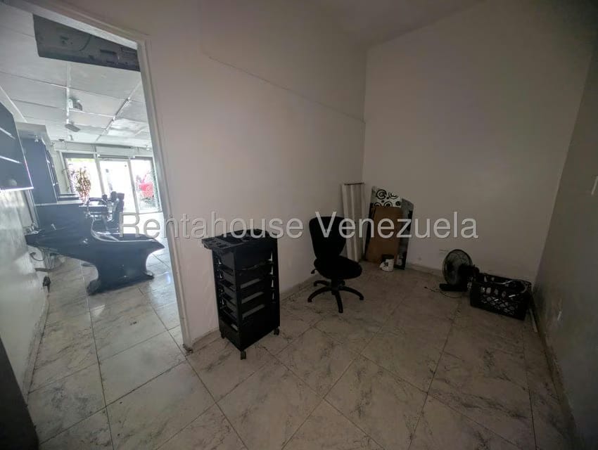Comercial (Local Comercial) en Alquiler en 23 de Enero, Aragua - 10