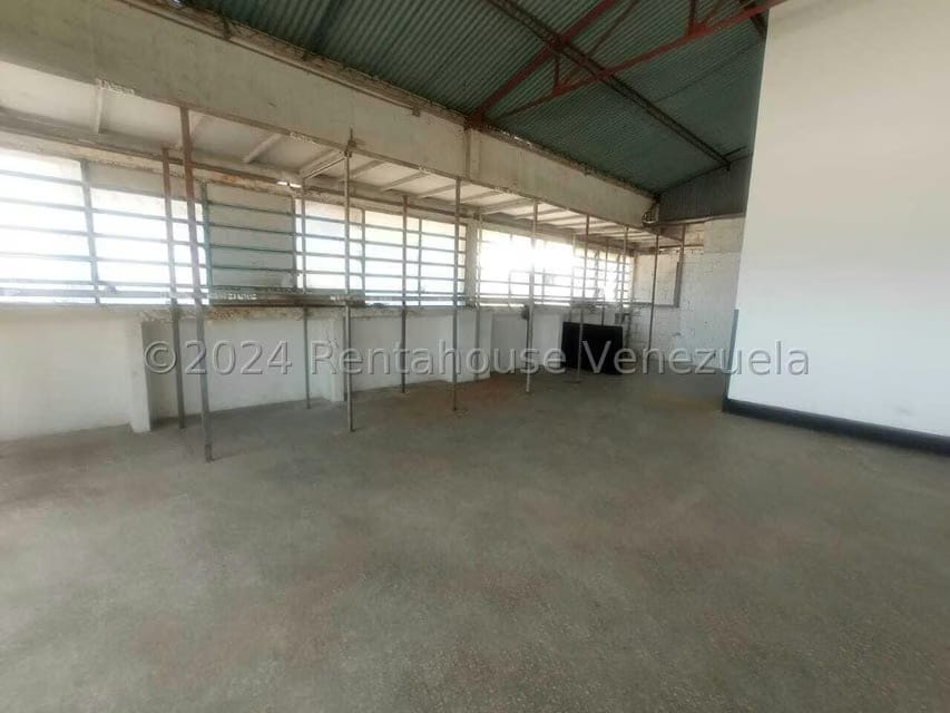 Comercial (Galpon - Deposito) en Alquiler en Boleita Norte, Distrito Metropolitano - 12