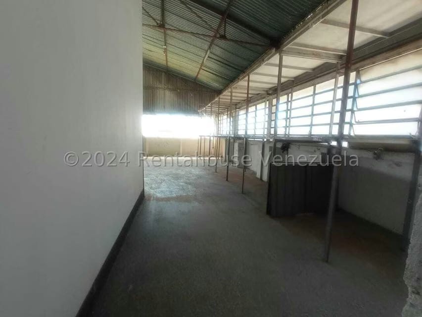 Comercial (Galpon - Deposito) en Alquiler en Boleita Norte, Distrito Metropolitano - 9