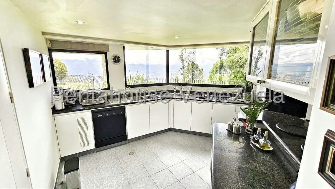 Casa (1 Nivel) en Venta en Alto Hatillo, Distrito Metropolitano - 24