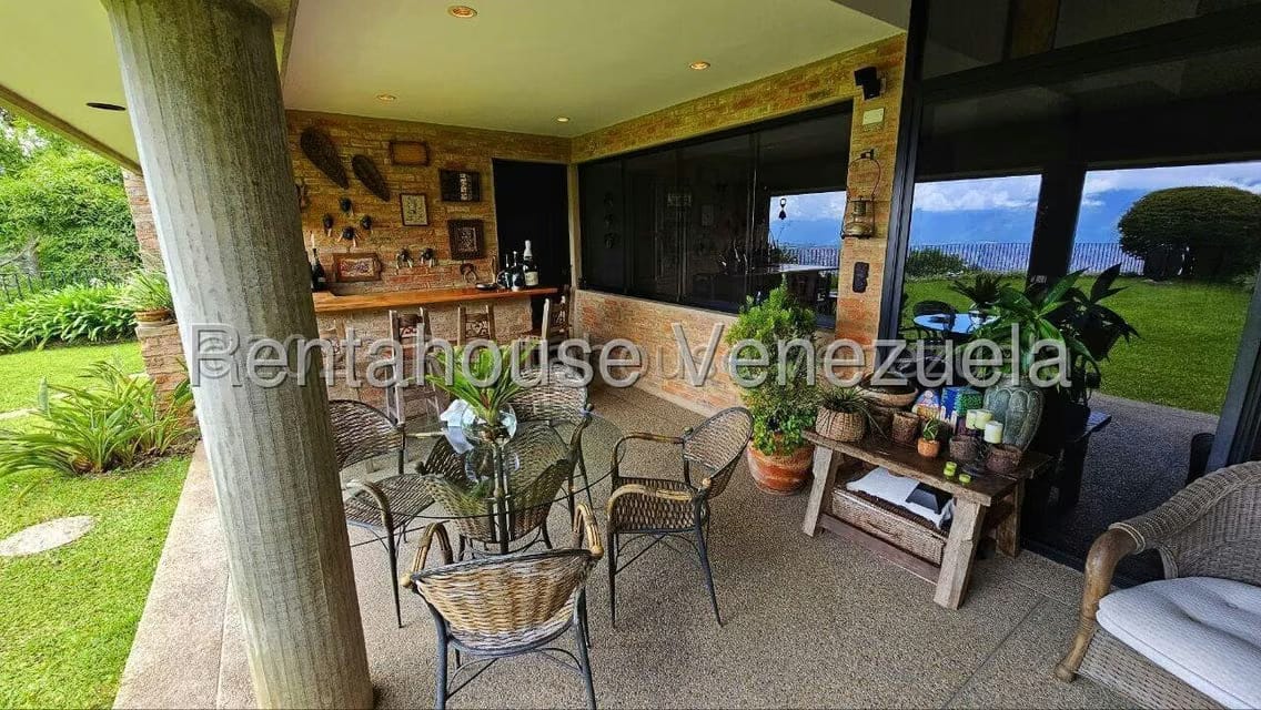 Casa (1 Nivel) en Venta en Alto Hatillo, Distrito Metropolitano - 39