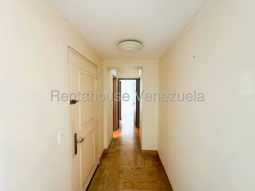 Apartamento (1 Nivel) en Venta en Lomas de Las Mercedes, Distrito Metropolitano - 19