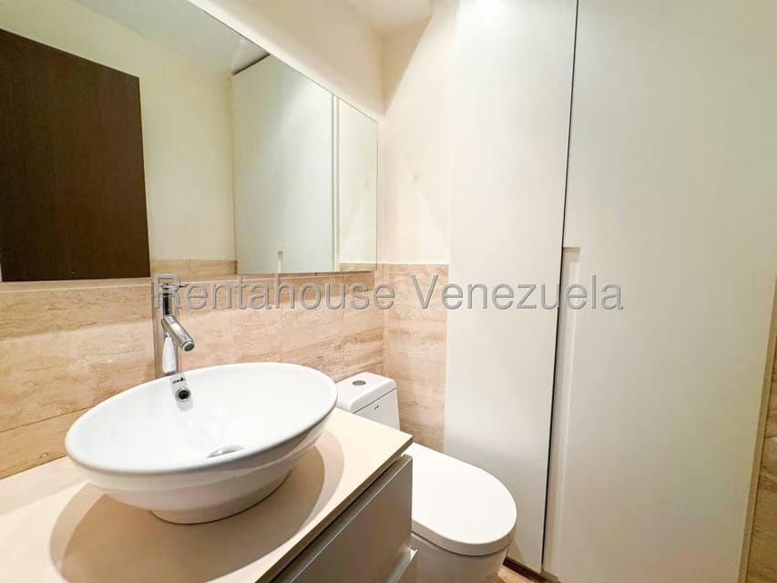Apartamento (1 Nivel) en Venta en Lomas de Las Mercedes, Distrito Metropolitano - 33