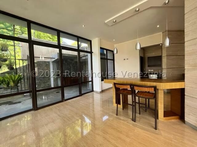 Casa (Contemporaneo) en Venta en Monte Elena, Distrito Metropolitano - 13