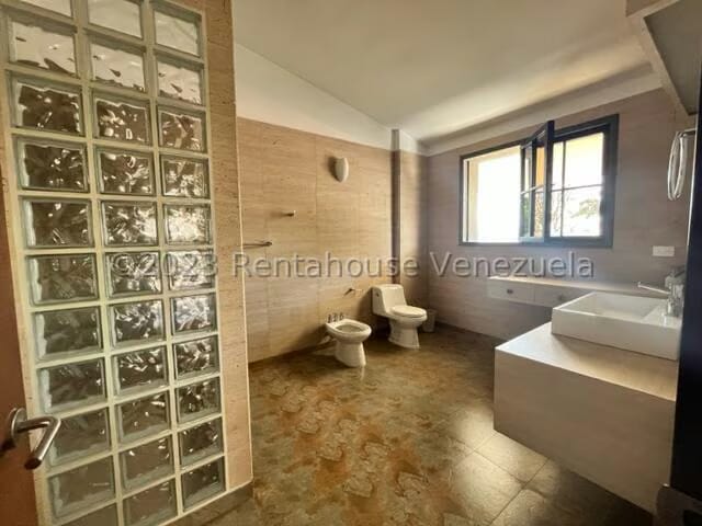 Casa (Contemporaneo) en Venta en Monte Elena, Distrito Metropolitano - 22