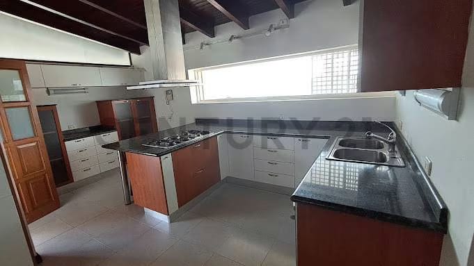 Alquiler de apartamento en Chulavista con vista 180 grados al Avila - 2