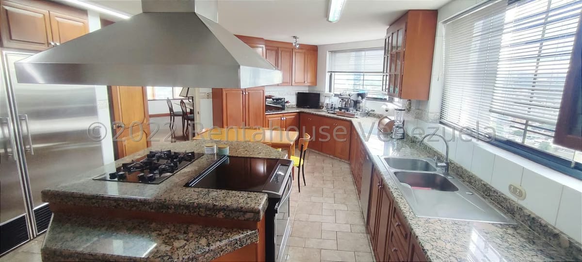 Casa (Multipes Niveles) en Venta en El Cafetal, Distrito Metropolitano - 14
