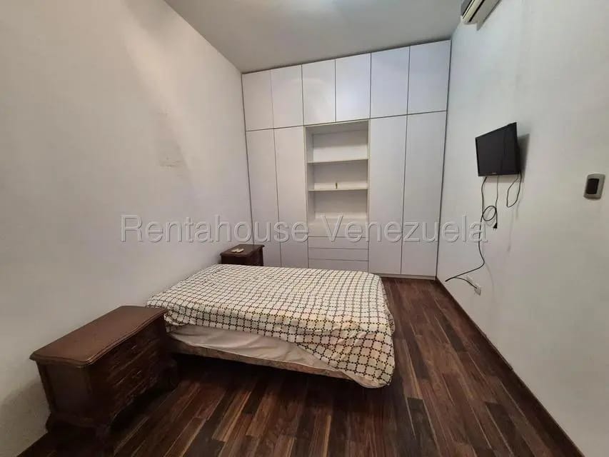 Townhouse (Duplex) en Venta en Avenida Milagro Norte, Zulia - 17