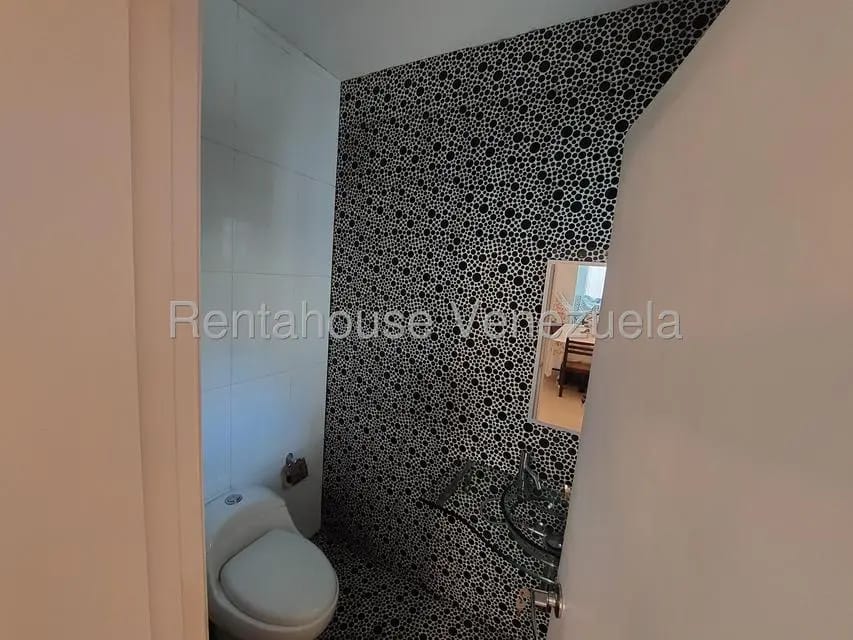 Townhouse (Duplex) en Venta en Avenida Milagro Norte, Zulia - 9