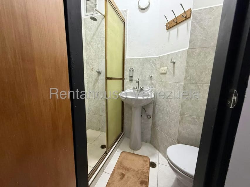 Apartamento (1 Nivel) en Venta en Zona Este, Lara - 11