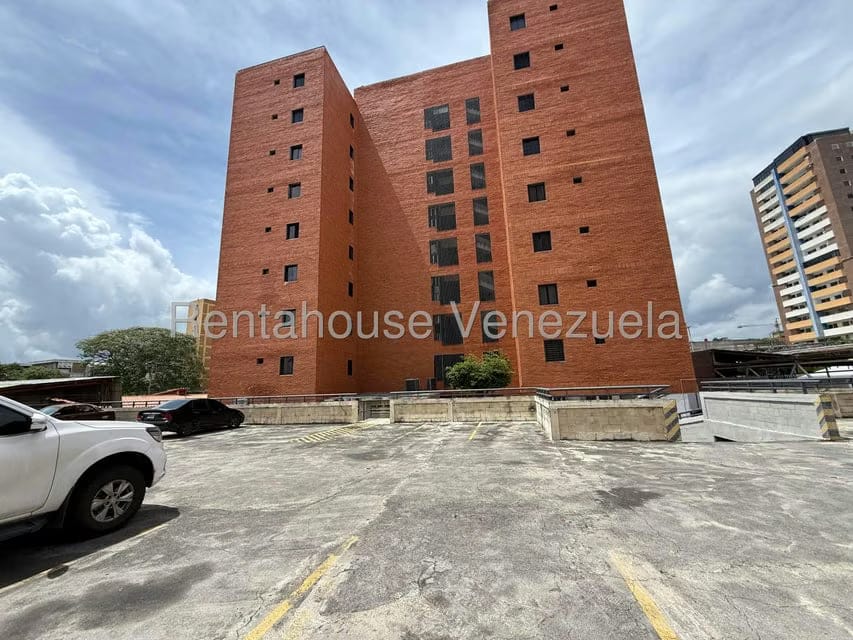 Apartamento (1 Nivel) en Venta en Zona Este, Lara - 3