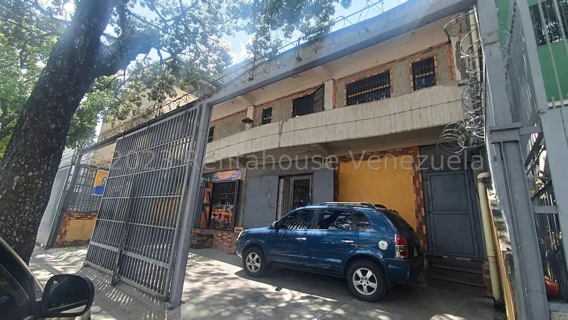 Comercial (Local Comercial) en Venta en Los Rosales, Distrito Metropolitano - 3