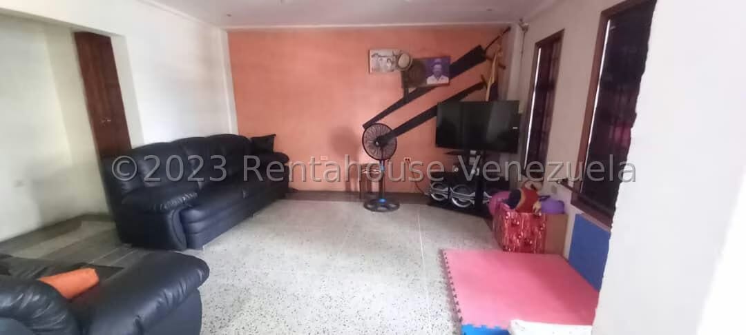 Comercial (Local Comercial) en Venta en Los Rosales, Distrito Metropolitano - 21
