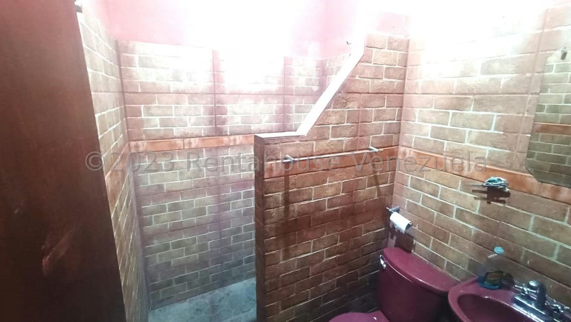 Comercial (Local Comercial) en Venta en Los Rosales, Distrito Metropolitano - 28