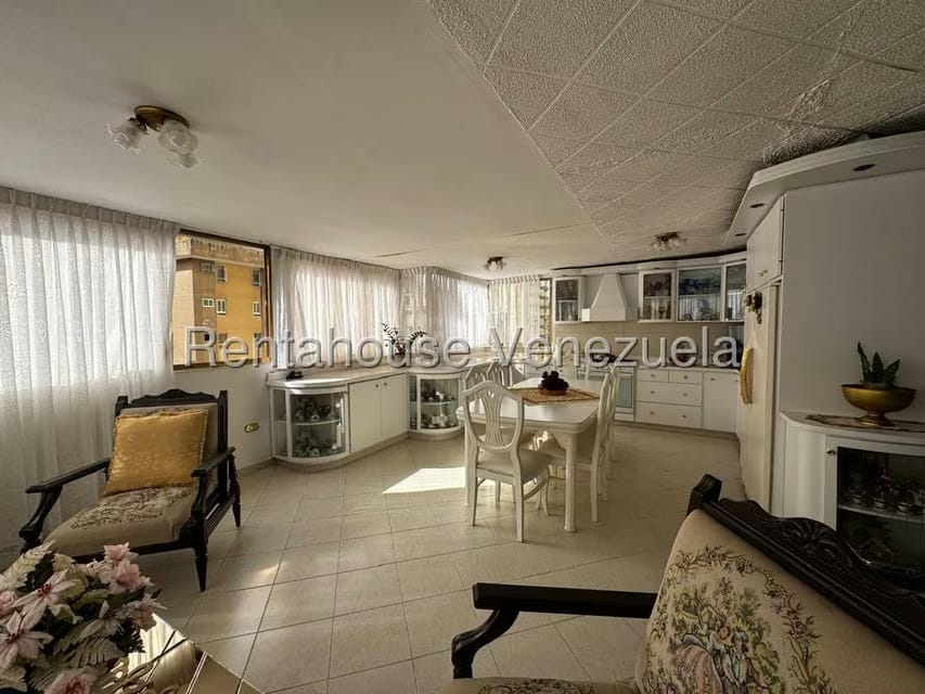 Apartamento (1 Nivel) en Venta en Los Nuevos Teques, Miranda - 23