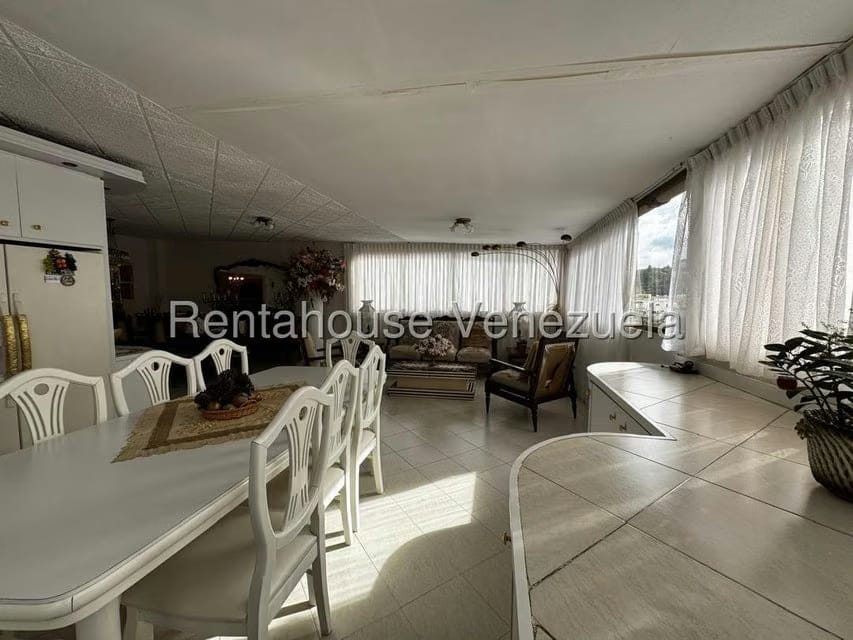Apartamento (1 Nivel) en Venta en Los Nuevos Teques, Miranda - 25