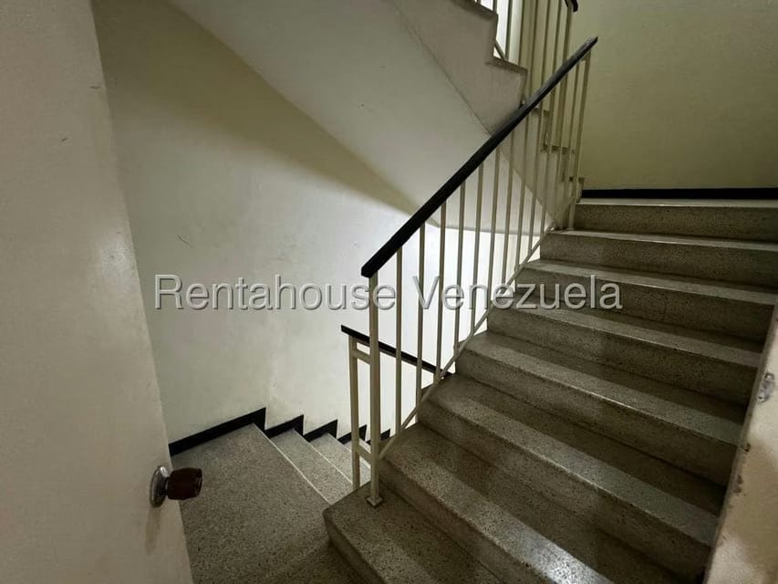 Apartamento (1 Nivel) en Venta en Los Nuevos Teques, Miranda - 30