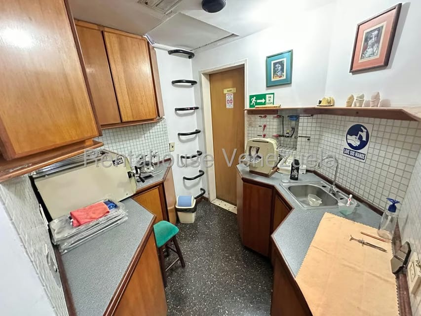 Comercial (Consultorio Medico) en Venta en Centro, Portuguesa - 23