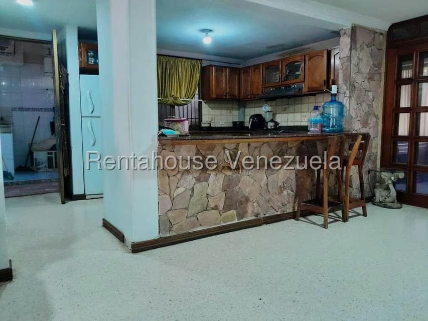 Casa (Multipes Niveles) en Venta en El Pedregal, Lara - 2