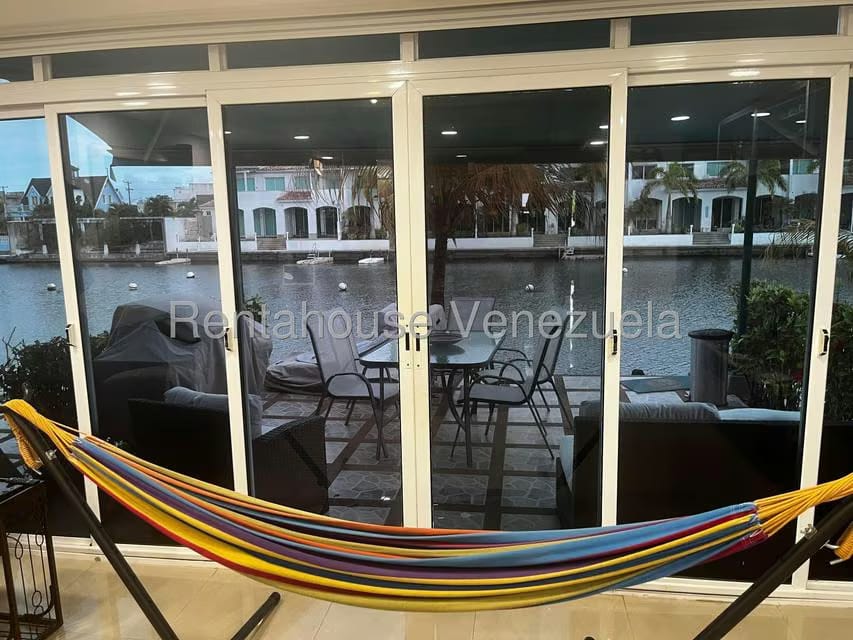 Townhouse (Duplex) en Venta en Puerto Encantado, Miranda - 14