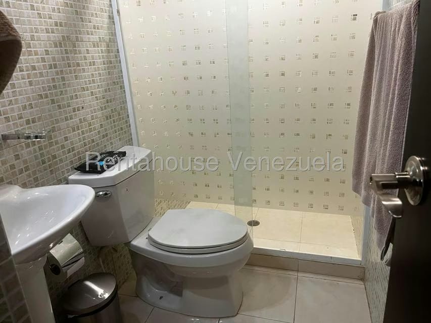 Townhouse (Duplex) en Venta en Puerto Encantado, Miranda - 23