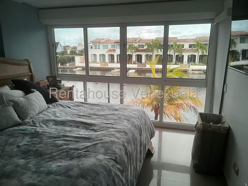 Townhouse (Duplex) en Venta en Puerto Encantado, Miranda - 34