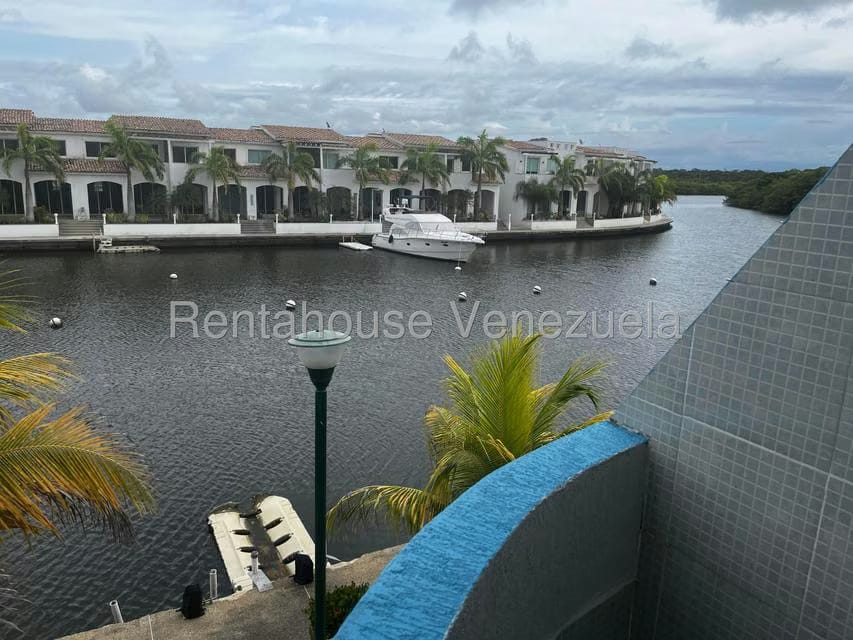 Townhouse (Duplex) en Venta en Puerto Encantado, Miranda - 40