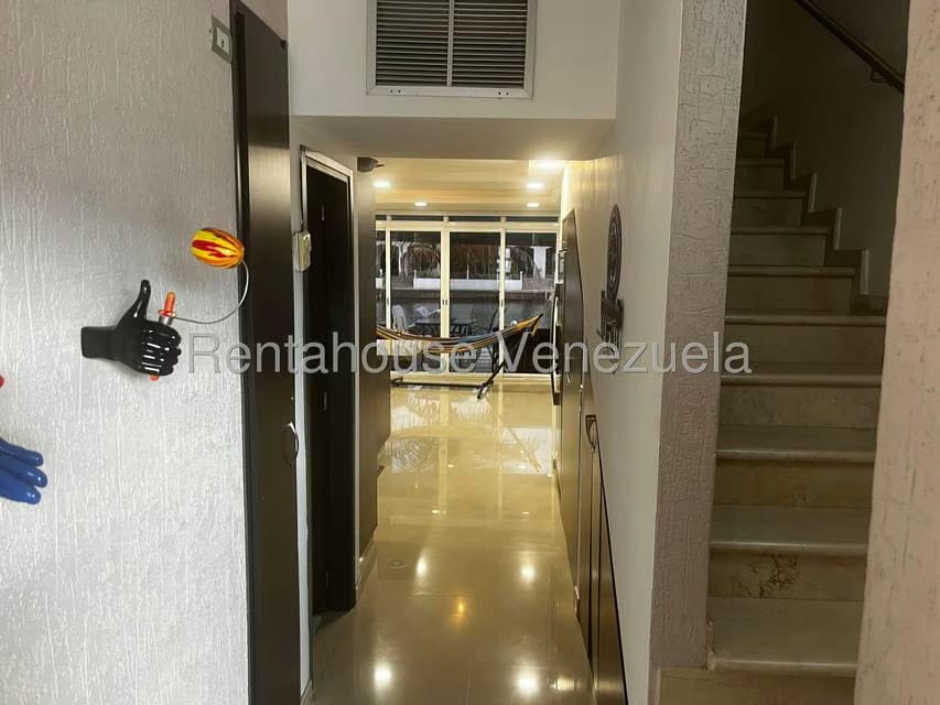 Townhouse (Duplex) en Venta en Puerto Encantado, Miranda - 5