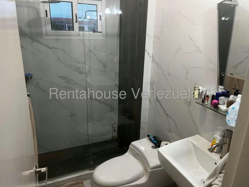 Townhouse (Duplex) en Venta en Puerto Encantado, Miranda - 42