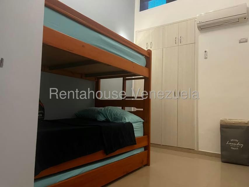 Townhouse (Duplex) en Venta en Puerto Encantado, Miranda - 46