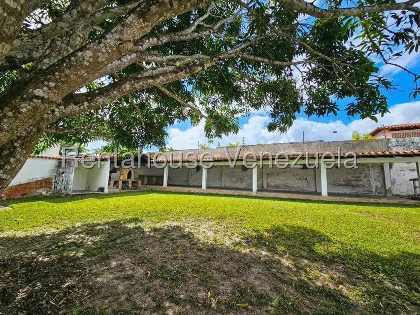 Casa (Duplex) en Venta en Lomas de La Lagunita, Distrito Metropolitano - 17