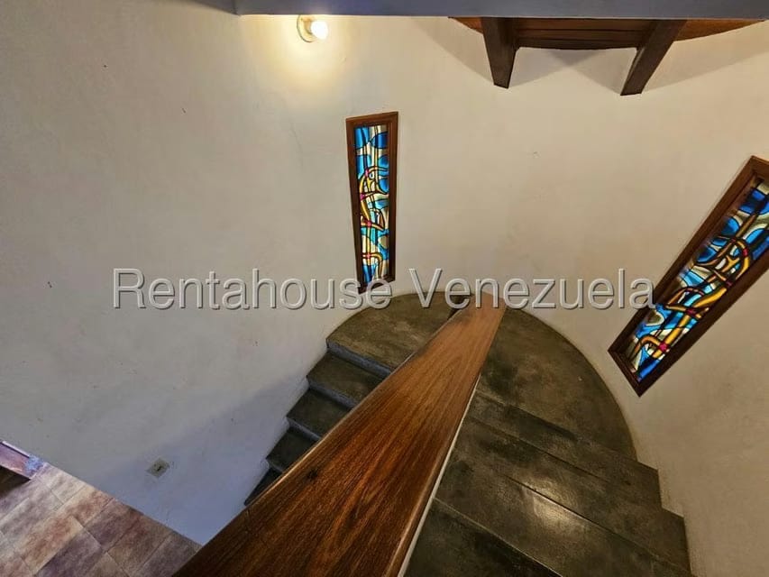 Casa (Duplex) en Venta en Lomas de La Lagunita, Distrito Metropolitano - 40