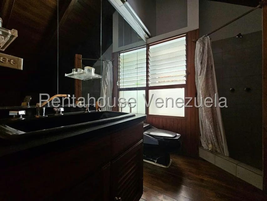 Casa (Duplex) en Venta en Lomas de La Lagunita, Distrito Metropolitano - 47