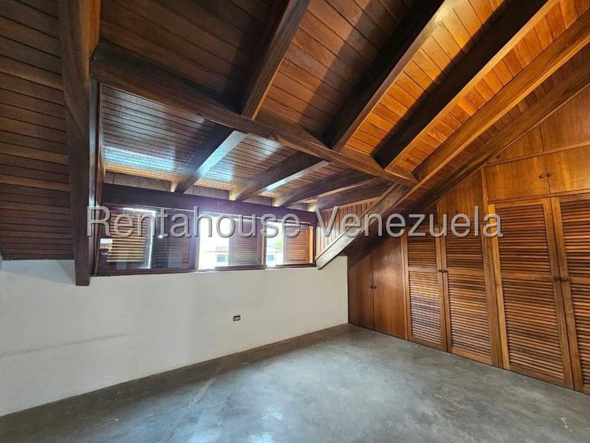 Casa (Duplex) en Venta en Lomas de La Lagunita, Distrito Metropolitano - 51