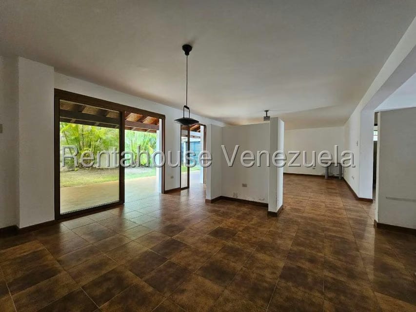 Casa (Duplex) en Venta en Lomas de La Lagunita, Distrito Metropolitano - 10