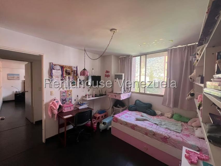 Apartamento (1 Nivel) en Alquiler en Santa Eduvigis, Distrito Metropolitano - 16