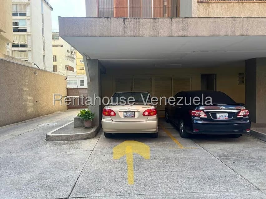 Apartamento (1 Nivel) en Alquiler en Santa Eduvigis, Distrito Metropolitano - 27