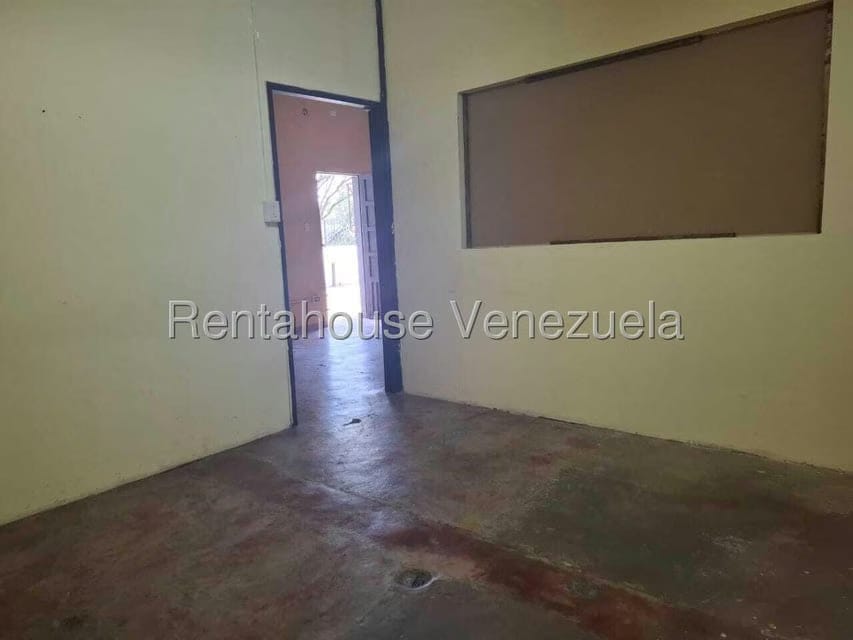Comercial (Local Comercial) en Alquiler en Bararida, Lara - 18