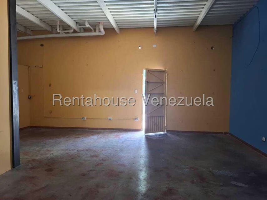Comercial (Local Comercial) en Alquiler en Bararida, Lara - 28
