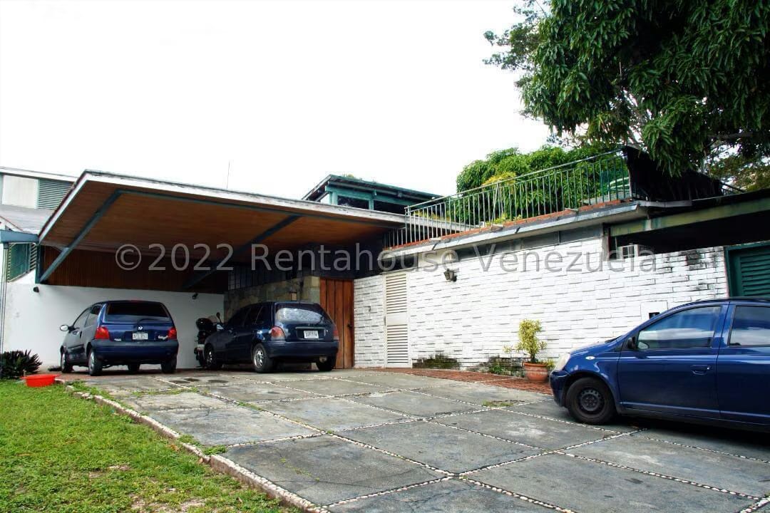 CASA EN VENTA-SELENE MARIN NOBREGA- MLS#23-8859