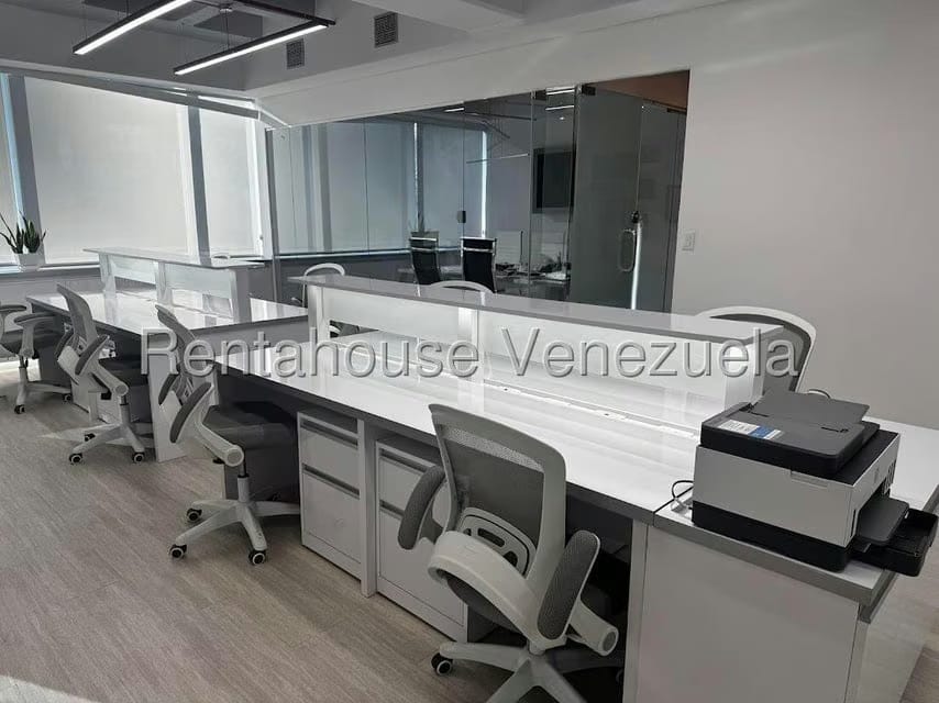 Comercial (Oficina) en Venta en Los Naranjos del Cafetal, Distrito Metropolitano - 12