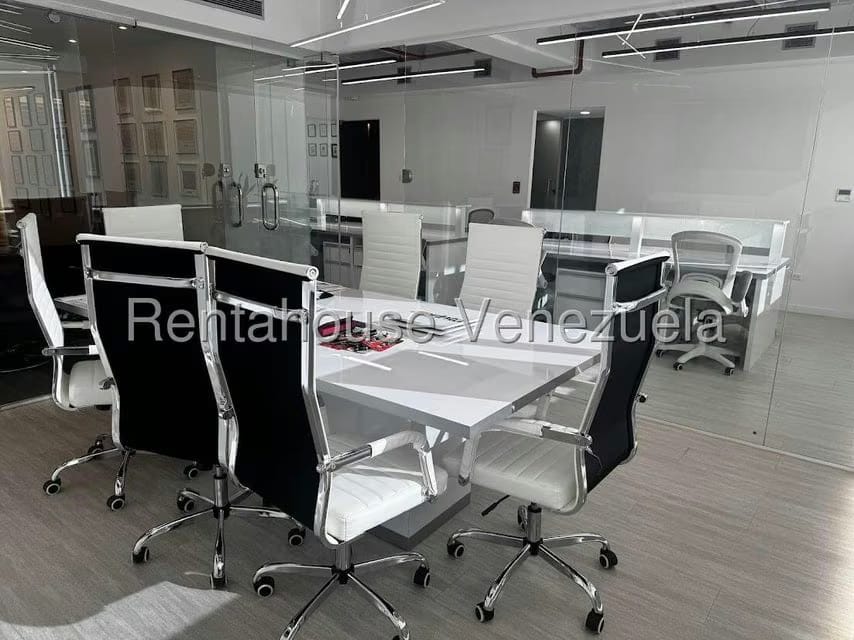 Comercial (Oficina) en Venta en Los Naranjos del Cafetal, Distrito Metropolitano - 19